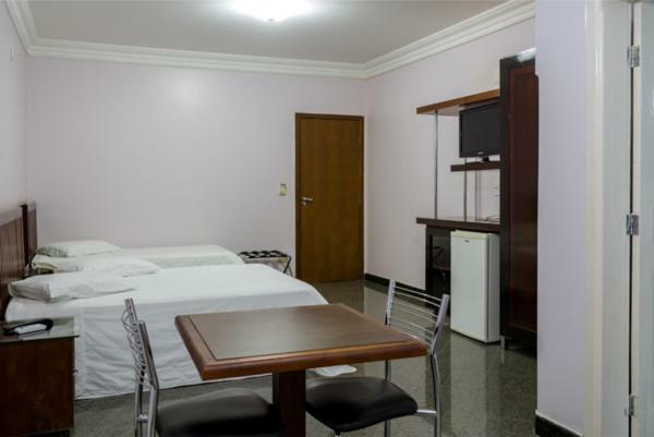 Lindóya Hotel Catalão Exterior foto